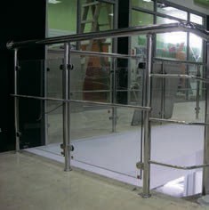 Комбинация ригеля и стекла от ПерилаГлавСнаб Комбинация ригеля и стекла от ПерилаГлавСнаб