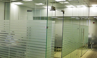 Стеклянные перегородки для офиса купить в Нижнем Новгороде