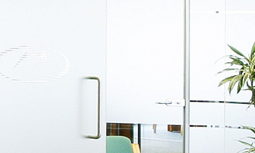 Перегородки из стекла в интерьере офиса купить в Нижнем Новгороде