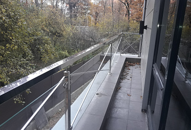 Ограждения для кровли из нержавеющей стали купить в Нижнем Новгороде Ограждения для кровли из нержавеющей стали купить в Нижнем Новгороде