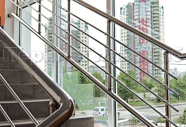 Ограждение на окна из нержавеющей стали купить в Нижнем Новгороде Ограждение на окна из нержавеющей стали купить в Нижнем Новгороде