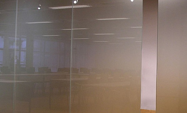 Стеклянные матовые перегородки в офис премиум купить в Нижнем Новгороде