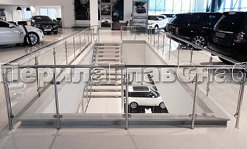 Ограждение атриума со стеклом и стойками в Нижнем Новгороде. Готовые проекты ПерилаГлавСнаб Ограждение атриума со стеклом и стойками в Нижнем Новгороде. Готовые проекты ПерилаГлавСнаб