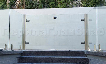 Зажимные двустворчатые калитки из нержавеющей стали со стеклом в Нижнем Новгороде. Готовые проекты ПерилаГлавСнаб Зажимные двустворчатые калитки из нержавеющей стали со стеклом в Нижнем Новгороде. Готовые проекты ПерилаГлавСнаб