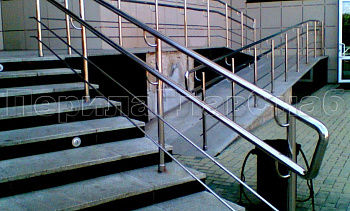 Ограждение пандуса для инвалидов в Нижнем Новгороде. Готовые проекты ПерилаГлавСнаб Ограждение пандуса для инвалидов в Нижнем Новгороде. Готовые проекты ПерилаГлавСнаб