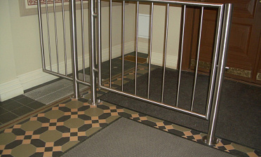 Ограждение лестниц для детей с вертикальным заполнением купить в Нижнем Новгороде