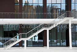 Ограждения из нержавейки со стеклом в Нижнем Новгороде. Готовые проекты ПерилаГлавСнаб - фото 4