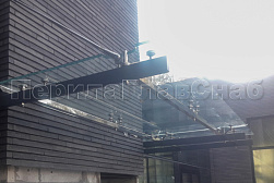 Стеклянные козырьки на спайдерах в Нижнем Новгороде. Готовые проекты ПерилаГлавСнаб - фото 7