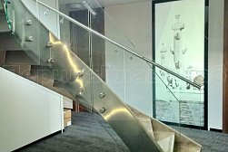 Стеклянные перила для винтовых лестниц в Нижнем Новгороде. Готовые проекты ПерилаГлавСнаб - фото 7