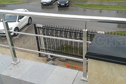 Перила и ограждения из нержавеющей стали с двумя ригелями в Нижнем Новгороде. Готовые проекты ПерилаГлавСнаб - фото 7