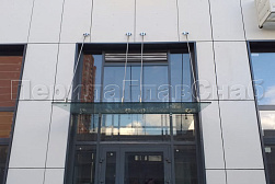 Стеклянные козырьки на вантах в Нижнем Новгороде. Готовые проекты ПерилаГлавСнаб - фото 11