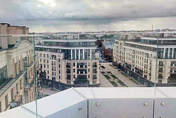 Цельностеклянные ограждения для крыш в Нижнем Новгороде. Готовые проекты ПерилаГлавСнаб - фото 2