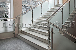 Стеклянные ограждения для торговых  и бизнес центров в Нижнем Новгороде. Готовые проекты ПерилаГлавСнаб - фото 2