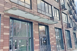 Стеклянные козырьки на вантах в Нижнем Новгороде. Готовые проекты ПерилаГлавСнаб - фото 2