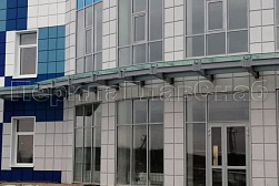 Стеклянные козырьки на спайдерах в Нижнем Новгороде. Готовые проекты ПерилаГлавСнаб - фото 11